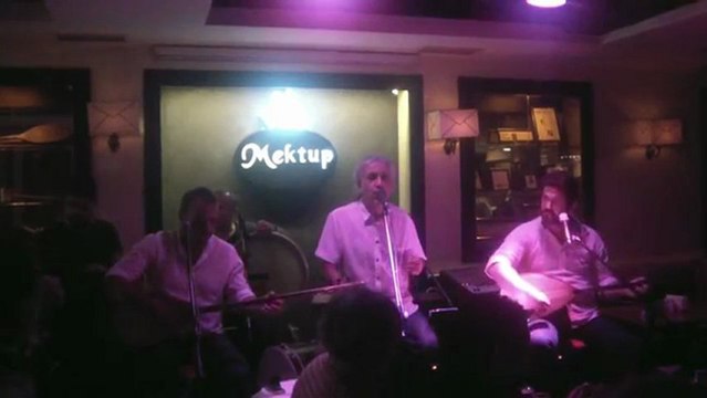 HALİMİZ AHVALİMİZ - KIRMIZI GÜL DEMET DEMET - BİR BULUT KAYNIYOR SİVAS ELİNDEN