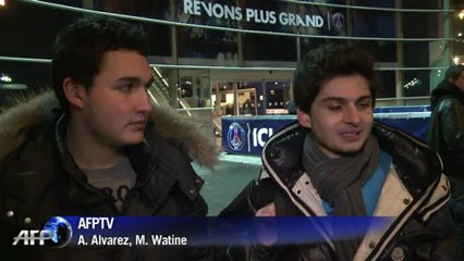 Au stade, des dizaines de supporteurs pour Beckham