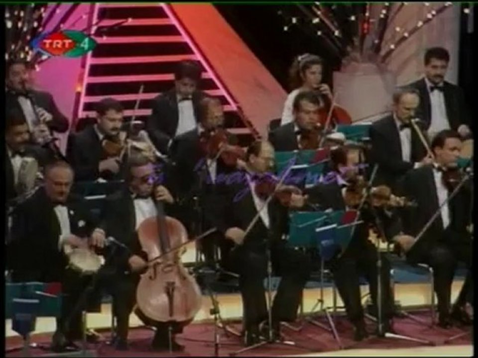 ZEKAİ TUNCA -- Tanrım ( Yokmu bunun orta yolu)