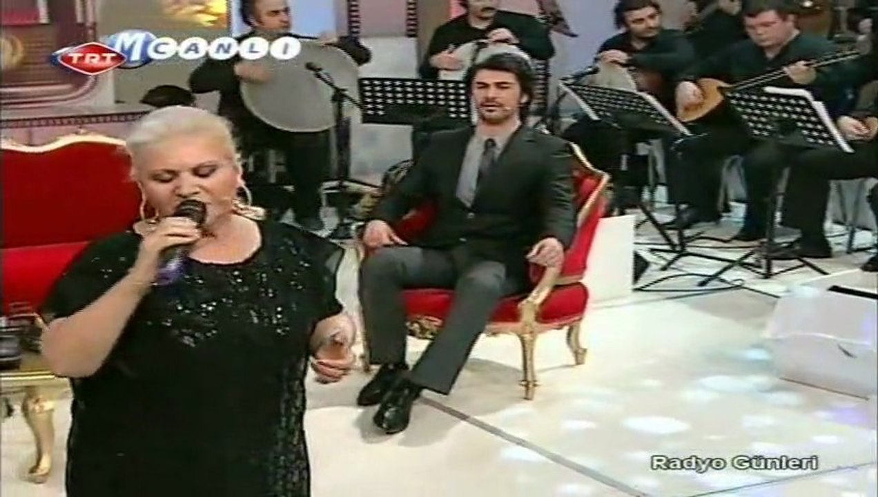 El Ne Bilir Yar Aşkına Yandığım (Mine Yalçın)