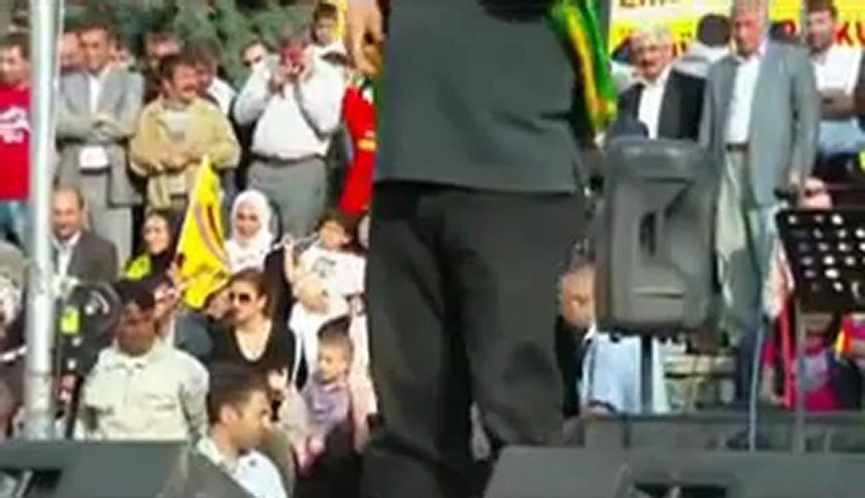 Sırrı Süreyya Önder  imamlar bir tek yoksulluktan bahsetmiyor -