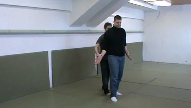 Ushiro ryote dori : kihon (f1, n1) sortie 2