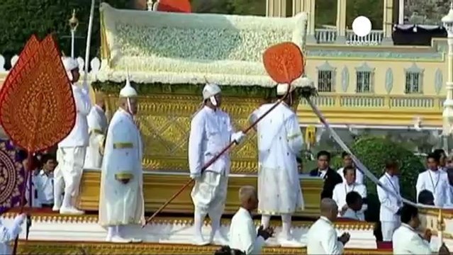 Cambodge : funérailles grandioses pour l'ex-roi Norodom...
