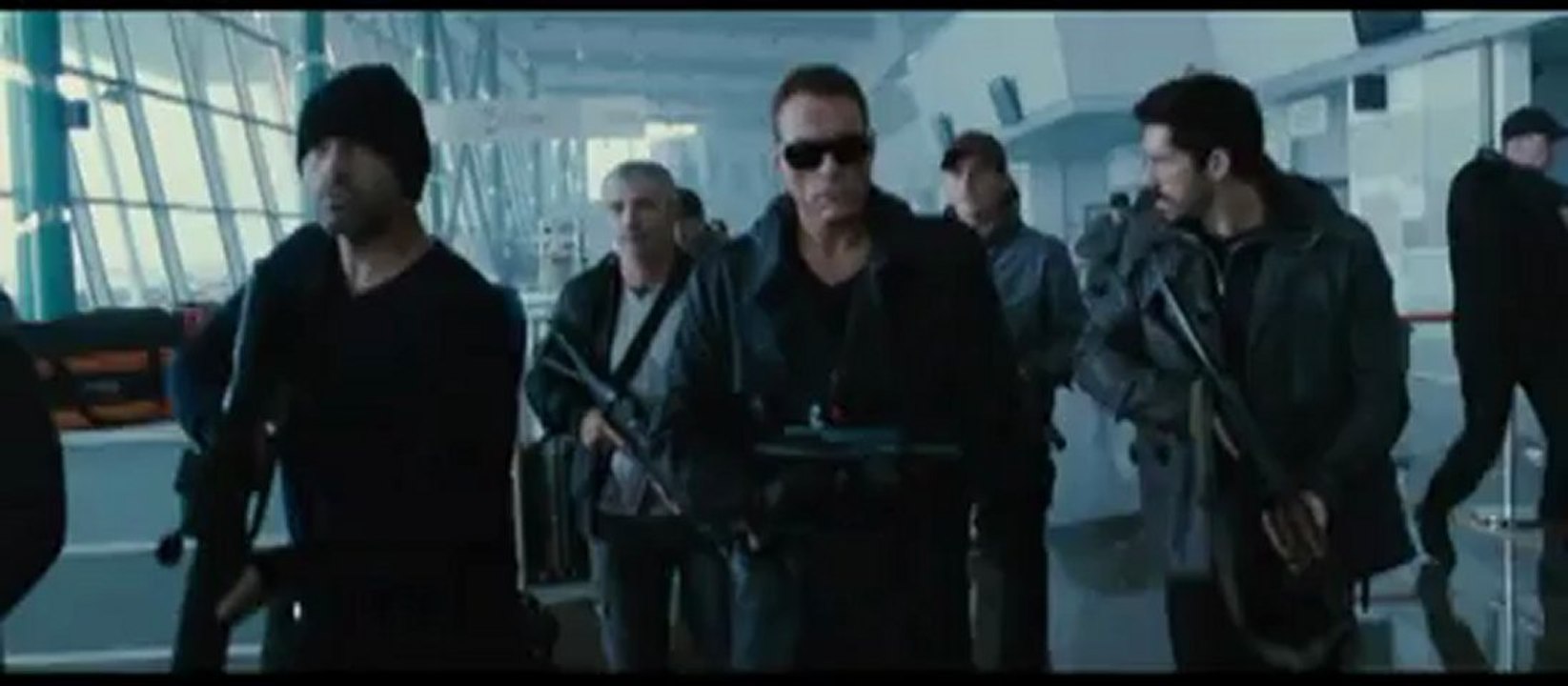 EXPENDABLES 2 : THE PARODY
