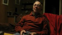 Quand un grand-père de 84 ans joue à la console
