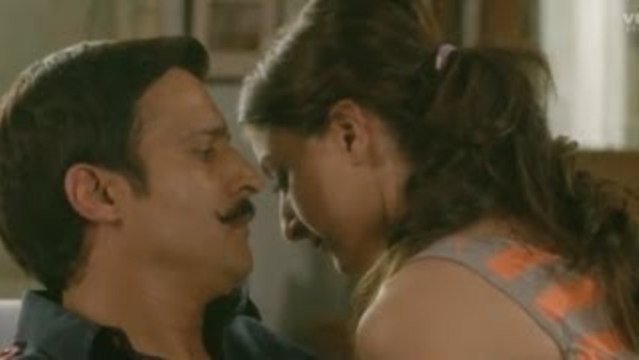 Soha Ali Khan's Best Dialogue - Saheb Biwi Aur Gangster Returnsaheb