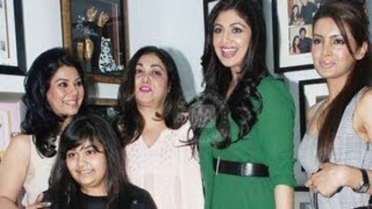 First Impressions N Creative Capture Gallery Launch | Shilpa Shetty, Geeta Basra