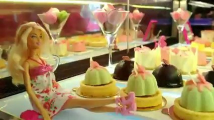 Entrez dans le café-restaurant de Barbie inauguré à Taïwan