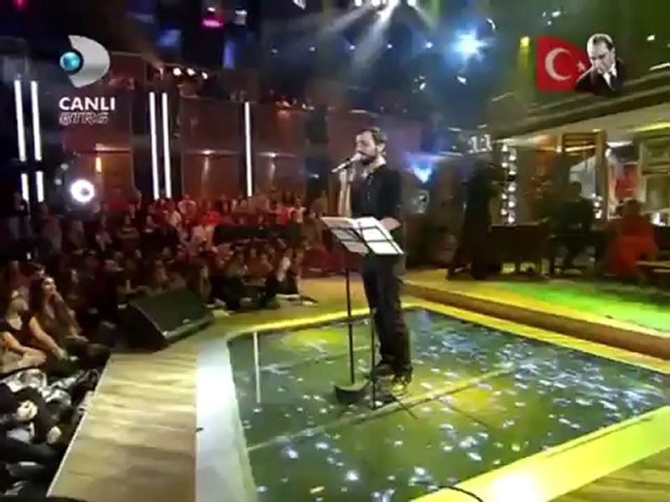 Mehmet Erdem - Yalan Dünya - Beyaz Show