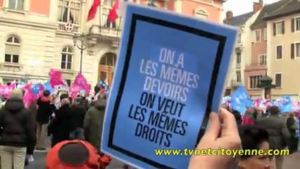 “Le mariage pour tous" entre débats et manifs