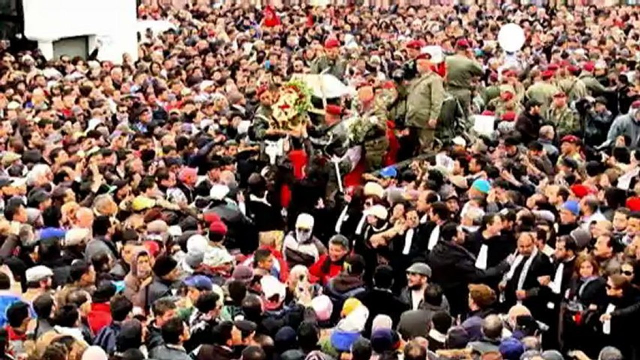 Tunus'ta En-Nahda'dan gösteri çağrısı