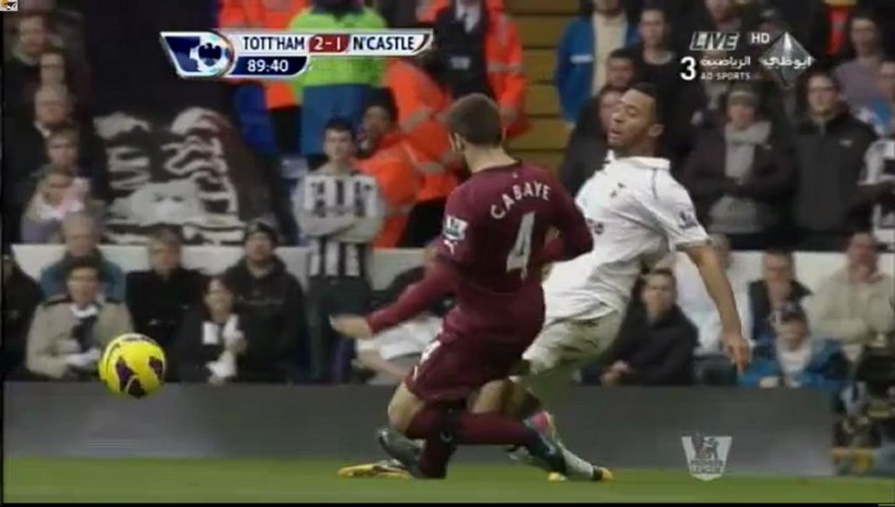 تدخل عنيف من كاباى على ديمبيلى