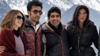 Ranbir Kapoor & Deepika Padukone's GETAWAY in Kashmir