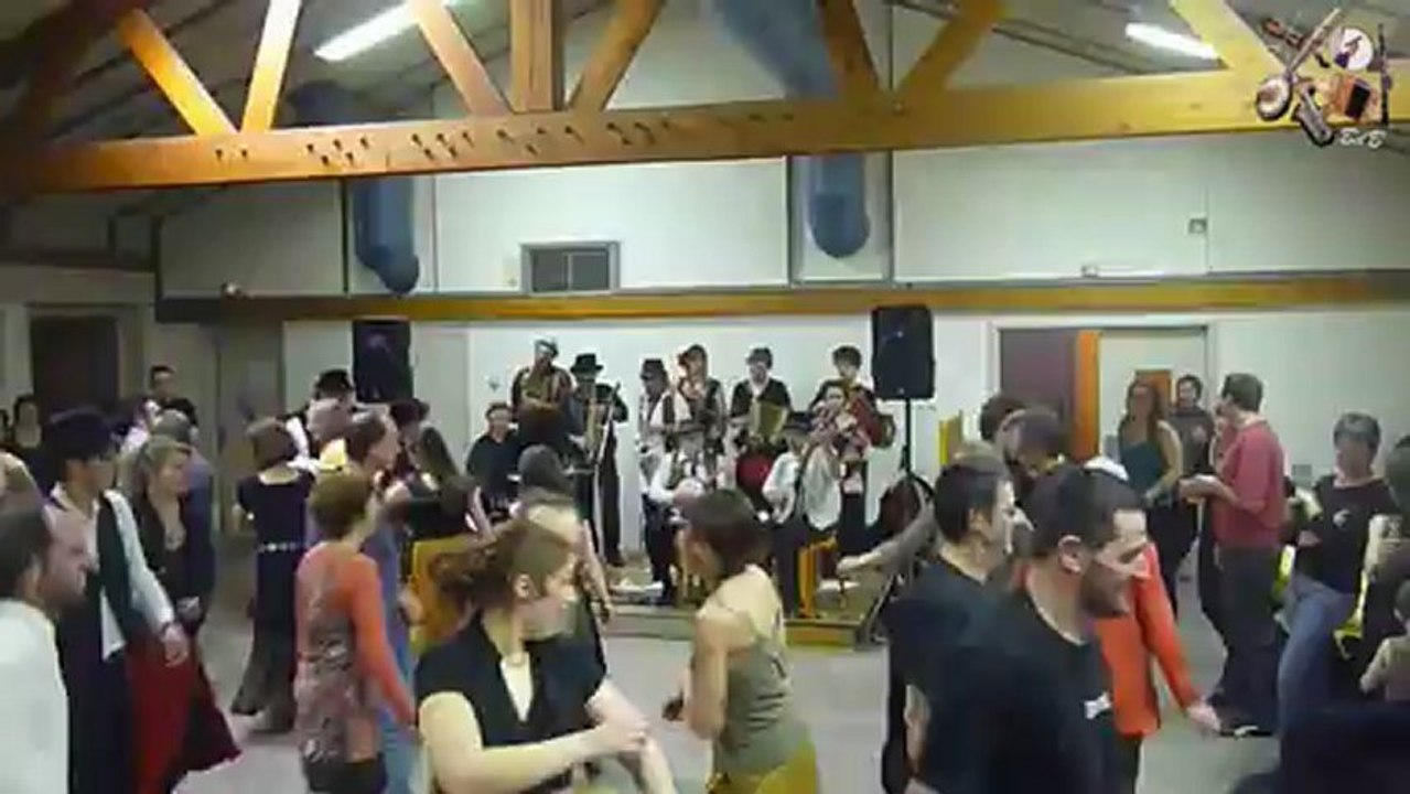 2013-02- Bal Folk au Landry