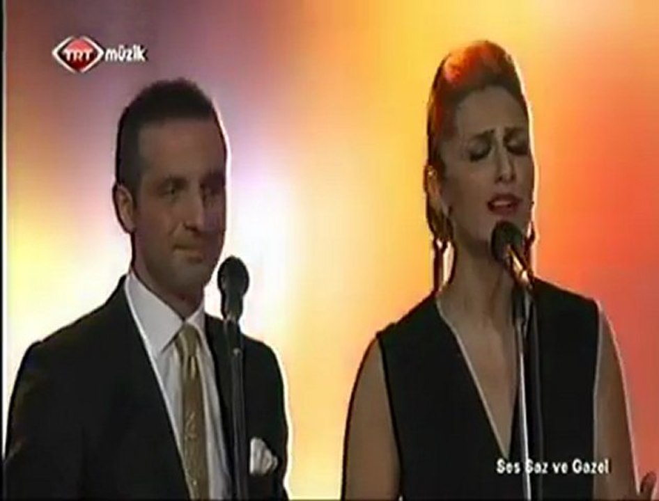 Nusret Yılmaz & Melda Kuyucu ~ Gezdiğim Dikenli Aşk Yollarında