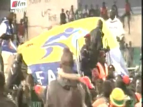 VIDEO DIRECT lutte - Tapha Tine vs Balla Gaye 2: le show avant le choc des gladiateurs