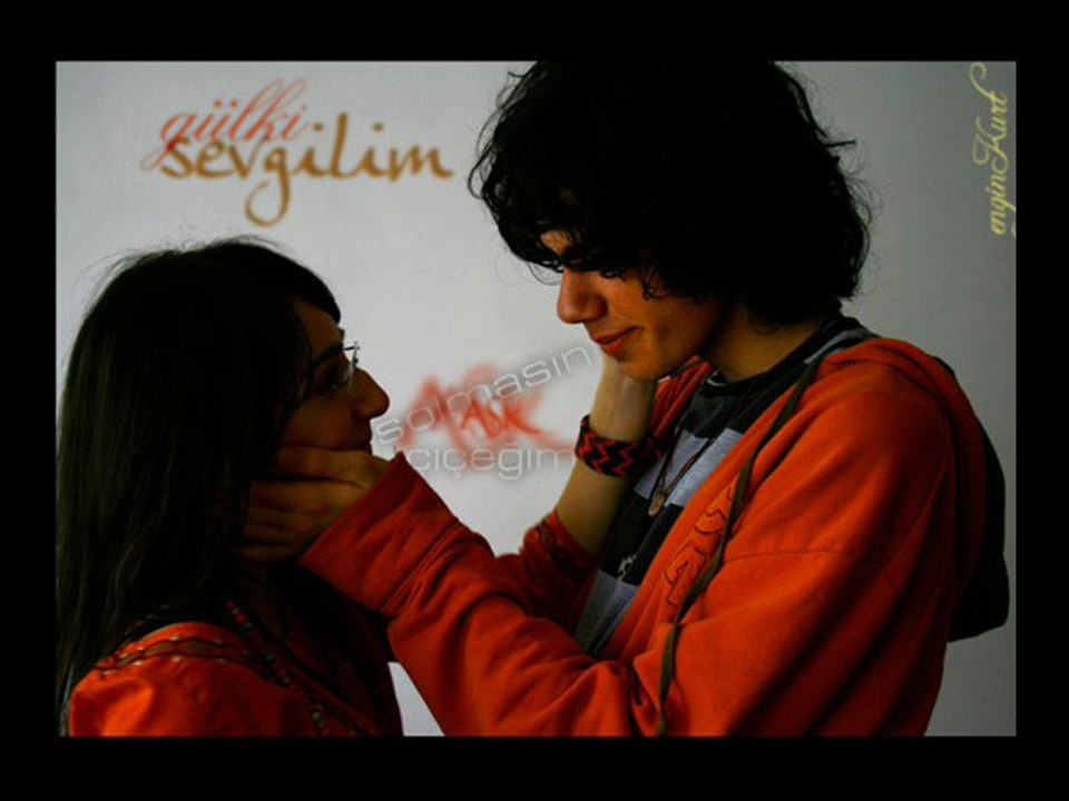 SEVGİLİM__GİTME_(.ŞiiR.)