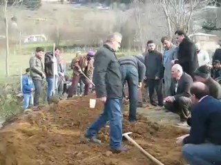 İdris Ali Aksoy Cenaze - Defnediliyor 1