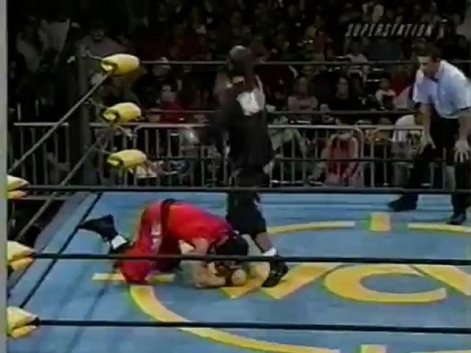 WCW.Saturday.Night.03.20.99 - Blitzkrieg vs Super Calo