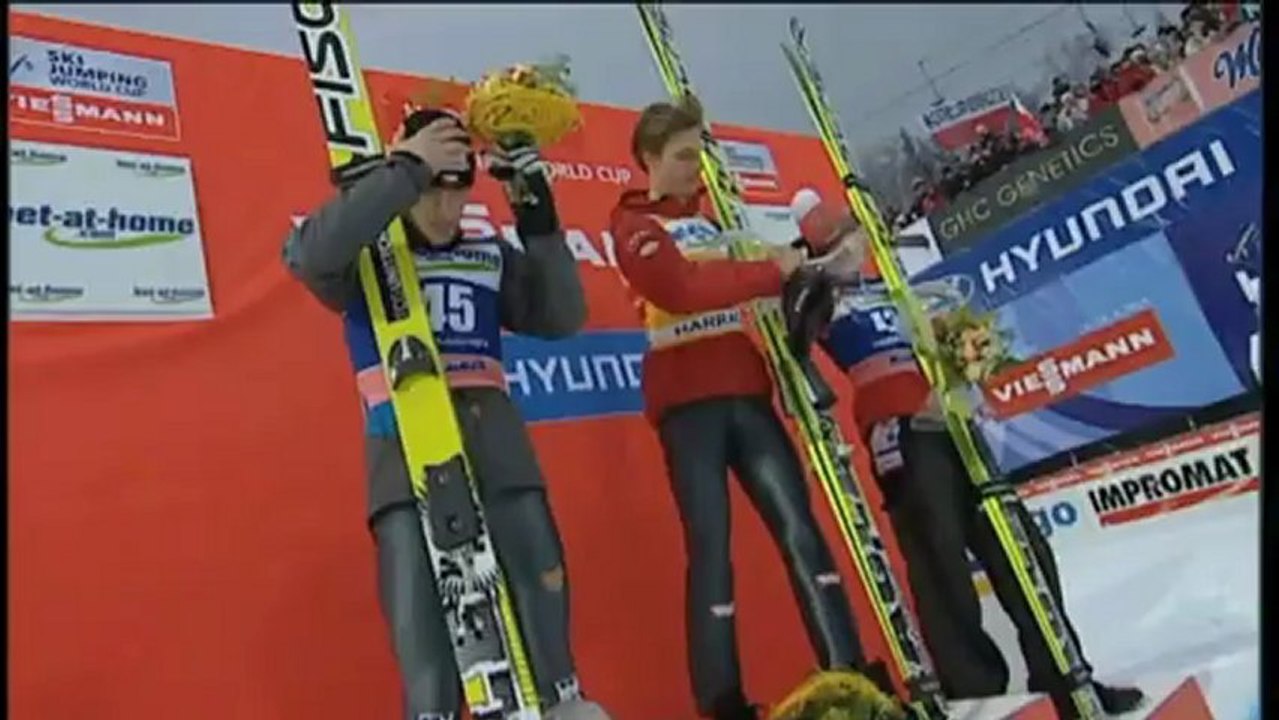 Ski Springen: Schlierenzauer bricht Rekord