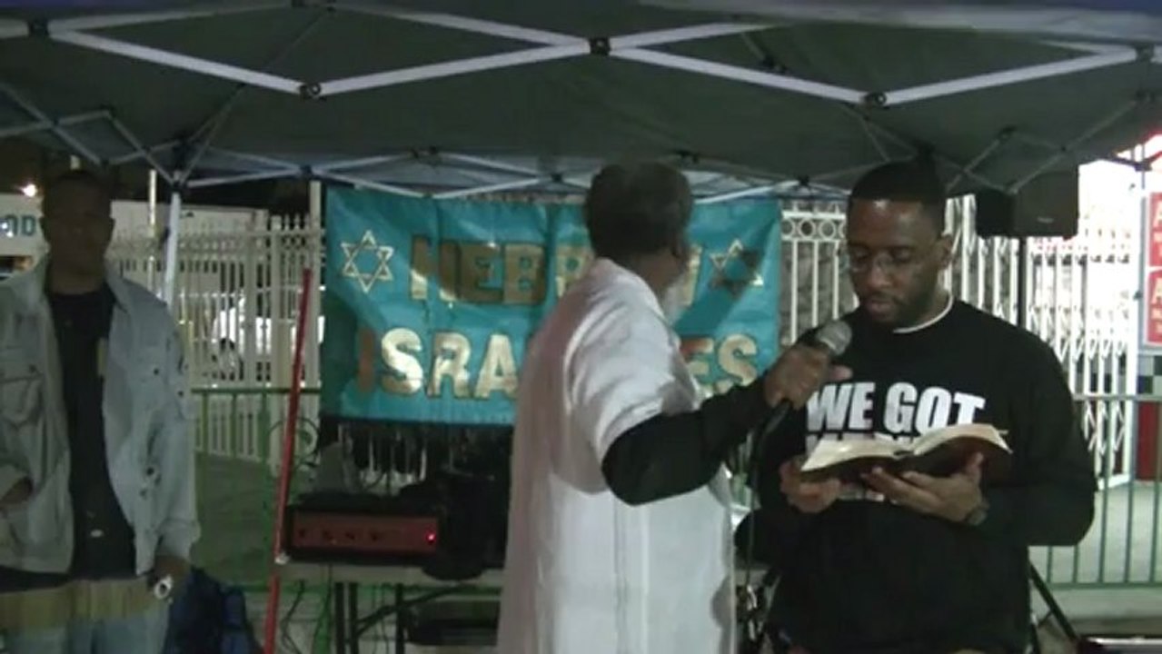 STREET TEACHING WITH CHAAZAQYATHAR IN  SOUTH CENTRAL # 5 (2)
