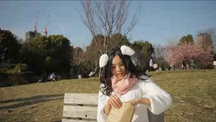 Necomimi CM - JapanRetailNews