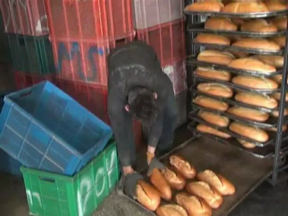 Aksaray’da Ekmek İsrafına Karşı Kampanya
