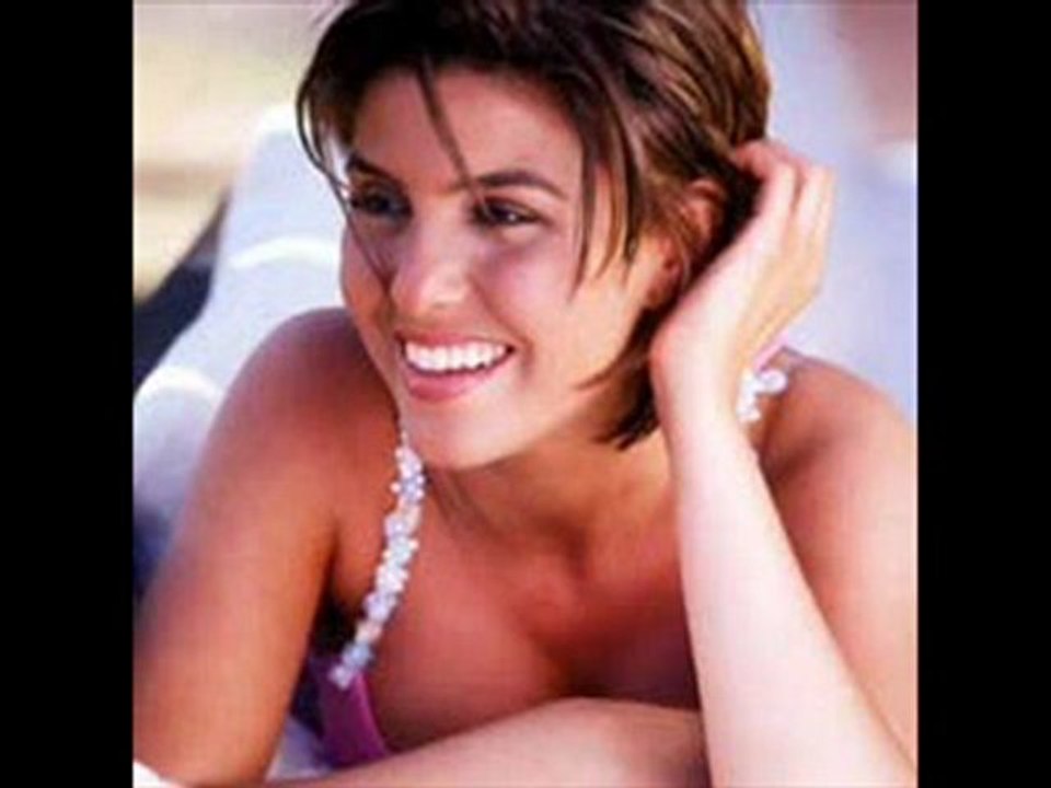 Gülben Ergen   -Sana Mı Sormalı Aşkı İhaneti Canlı Peformans