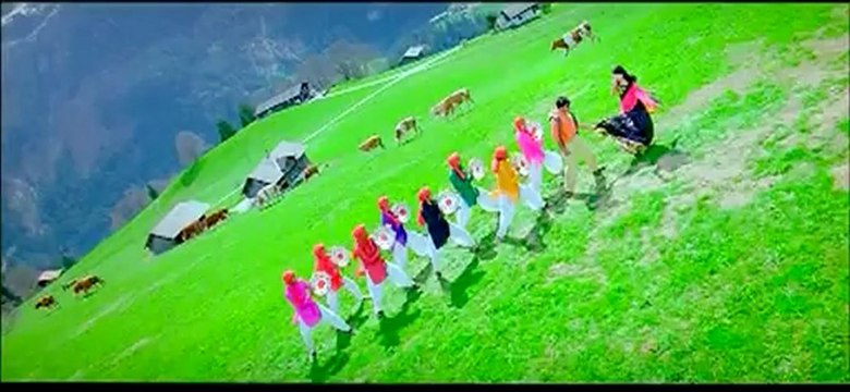 Gabbar Singh Romantic Scenes B_W Pawan Kalyan & Shruti Hassan HD