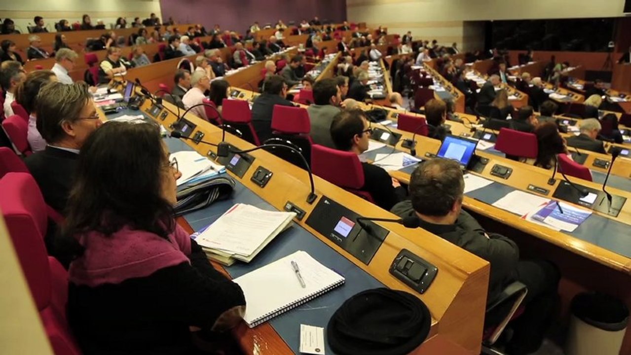 Présentation du débat national sur la transition énergétique