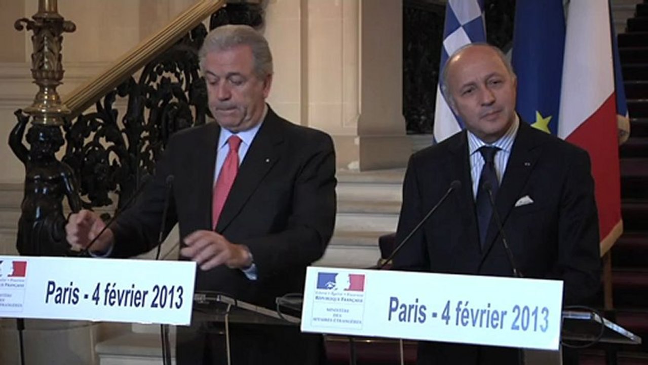 Entretien de Laurent Fabius avec Dimitris Avramopoulos, ministre grec des Affaires étrangères (04.02.2013)