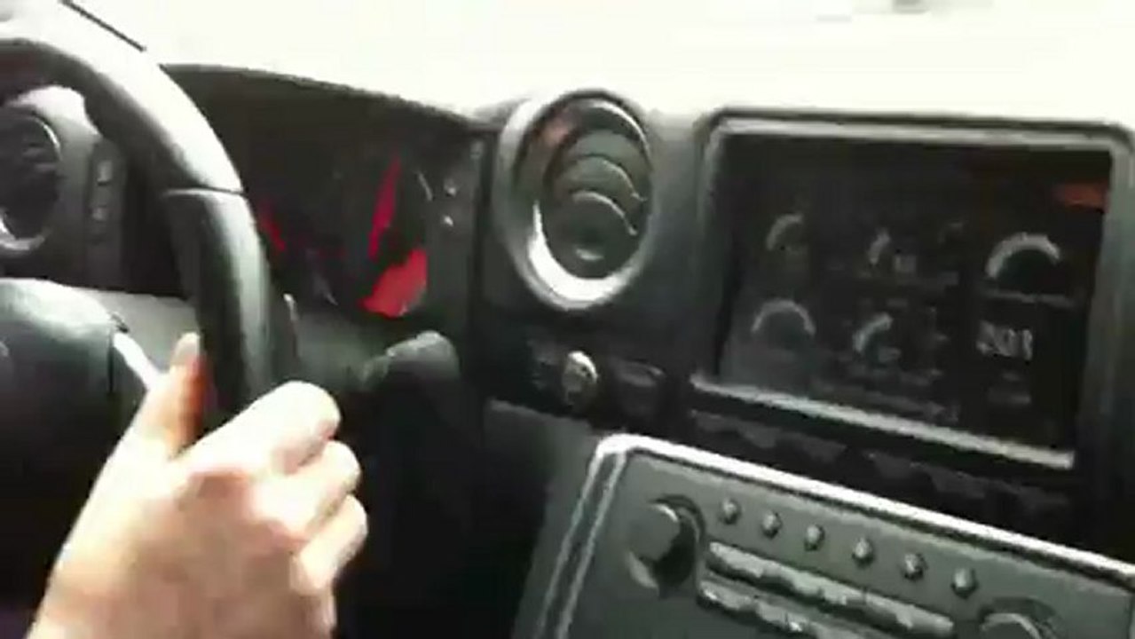 GT-R R35 - 220km/h en rase campagne