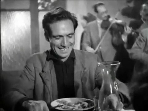 Bicycle Thieves (Ladri di biciclette) - Dining Scene