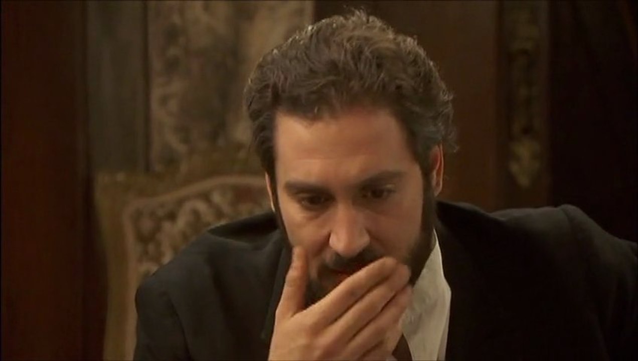 Algo grave ha de ser para que mi hermana se comporte de esta manera ESDPV