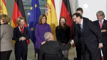 Yolsuzluk iddiaları Rajoy'un peşini bırakmıyor