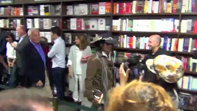 Johnny Depp to Play Mobster Whitey Bulger