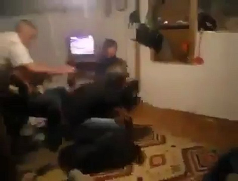 Evin İçine Torpil Atan Adam