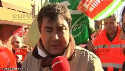 Marcha-protesta mientras continúa la huelga de limpieza