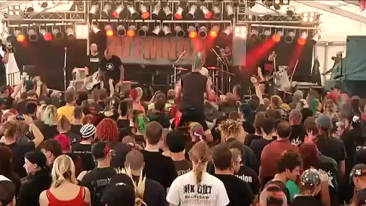 Atemnot - Ein Feuer Brennt In Mir  (Force Attack Punk-Festival 2011 DVD)