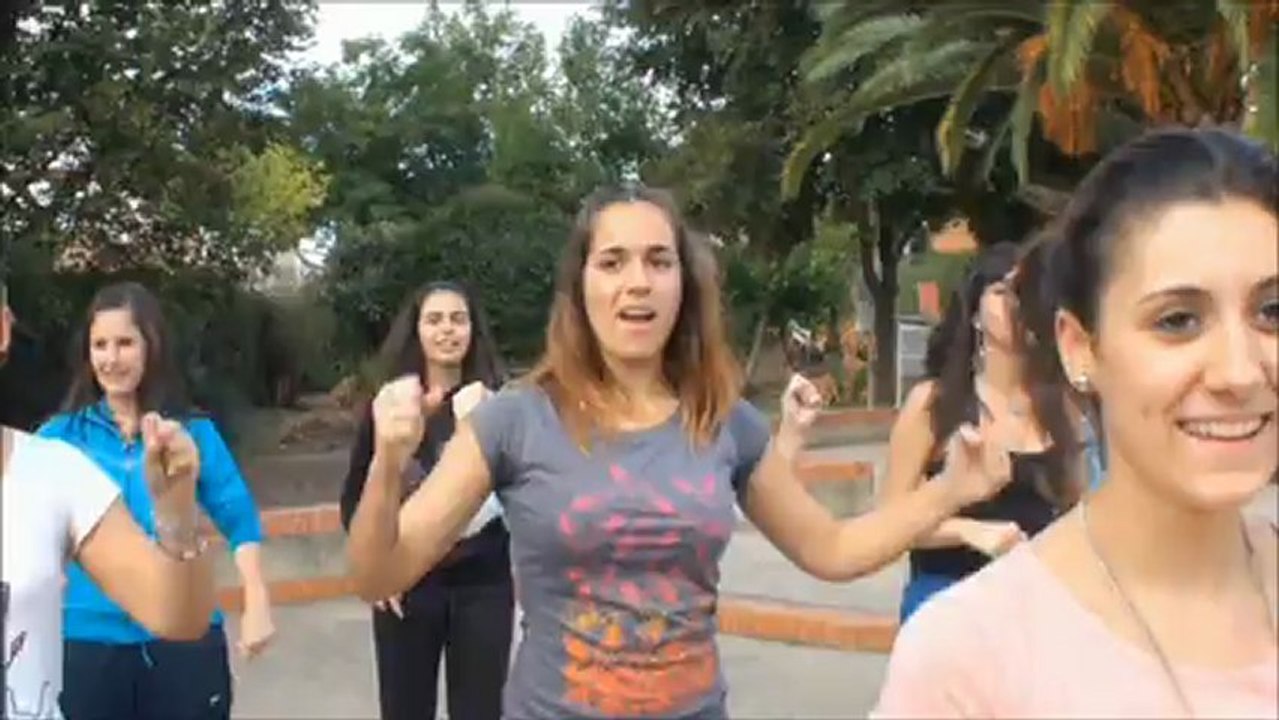 Common Flash mob Stronger