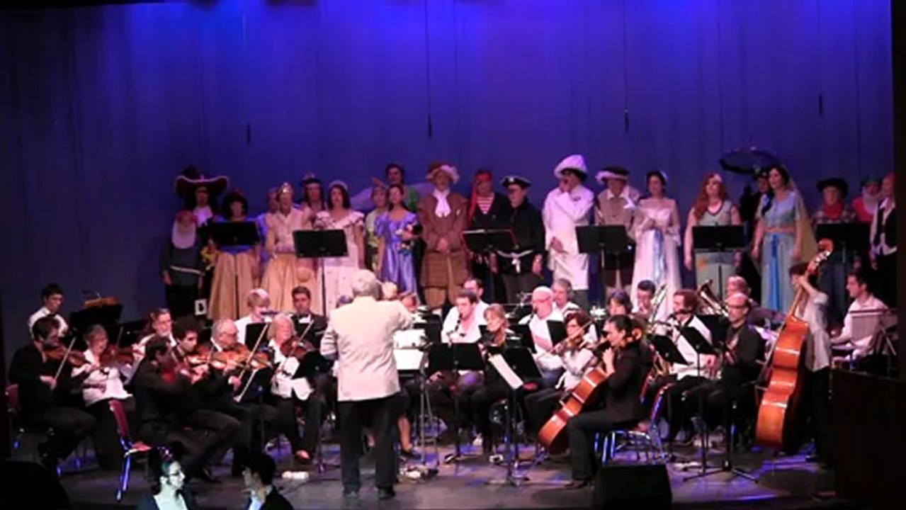 OSD et son  ensemble vocal - Le Roi Lion - L'histoire de la vie _ L'amour brille sous les Ã©toiles