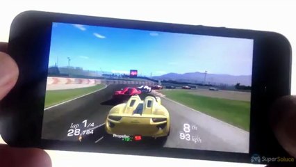 Real Racing 3 - Journal des Développeurs : Multi Asynchrone