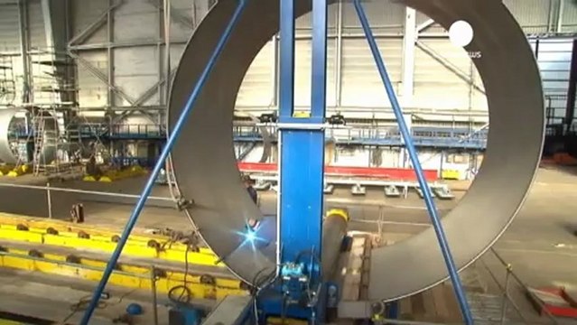 Zone euro, la contraction de l'activité ralentit selon...