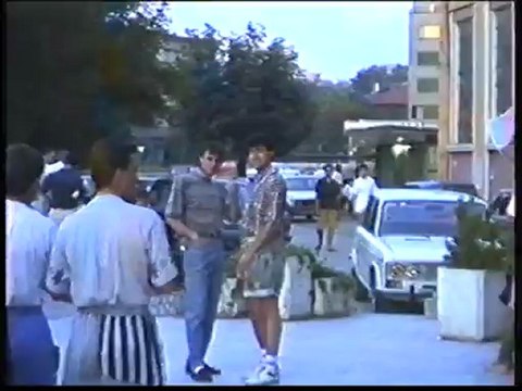 Кафе пред часовника