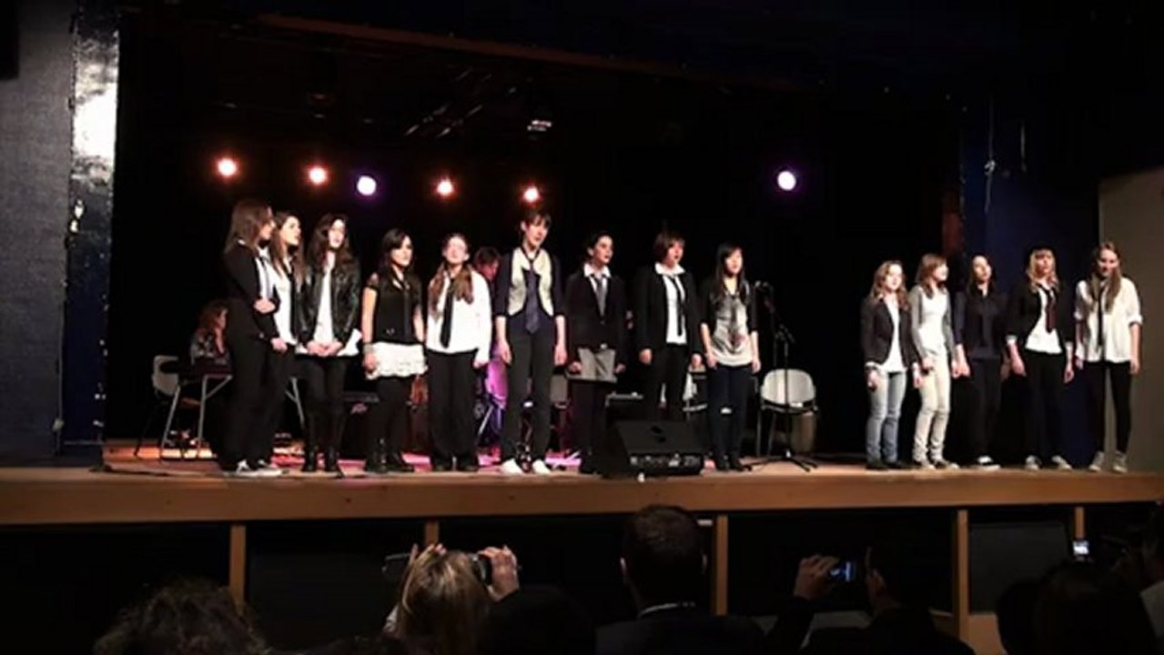 Yesterday, Let it be et She loves you des Beatles, Chorale Miroir