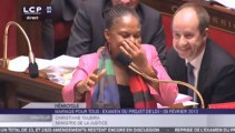 Taubira part en fou rire à l'Assemblée