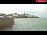 La tempête en Bretagne, vue de Roscoff et Santec