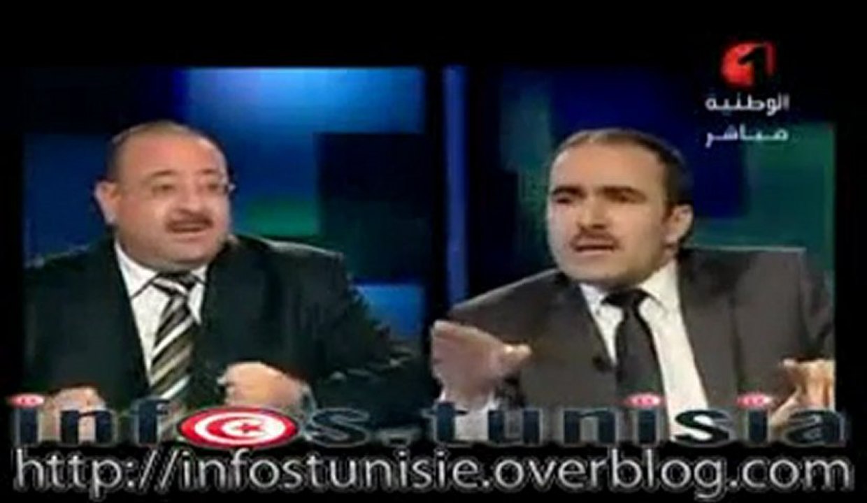 السيد حسين الجزيري يتوجه بالحديث لعضو حزب نداء قائلا:انت في عملية ولادة عسيرة