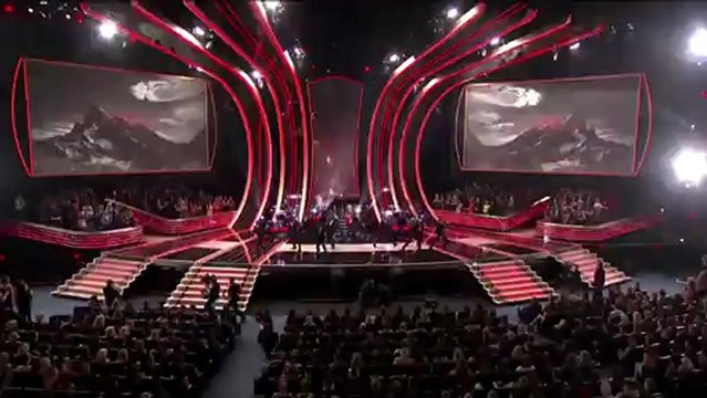 Alicia Keys - Brand New Me & New Day (People's Choice Awards 2013)