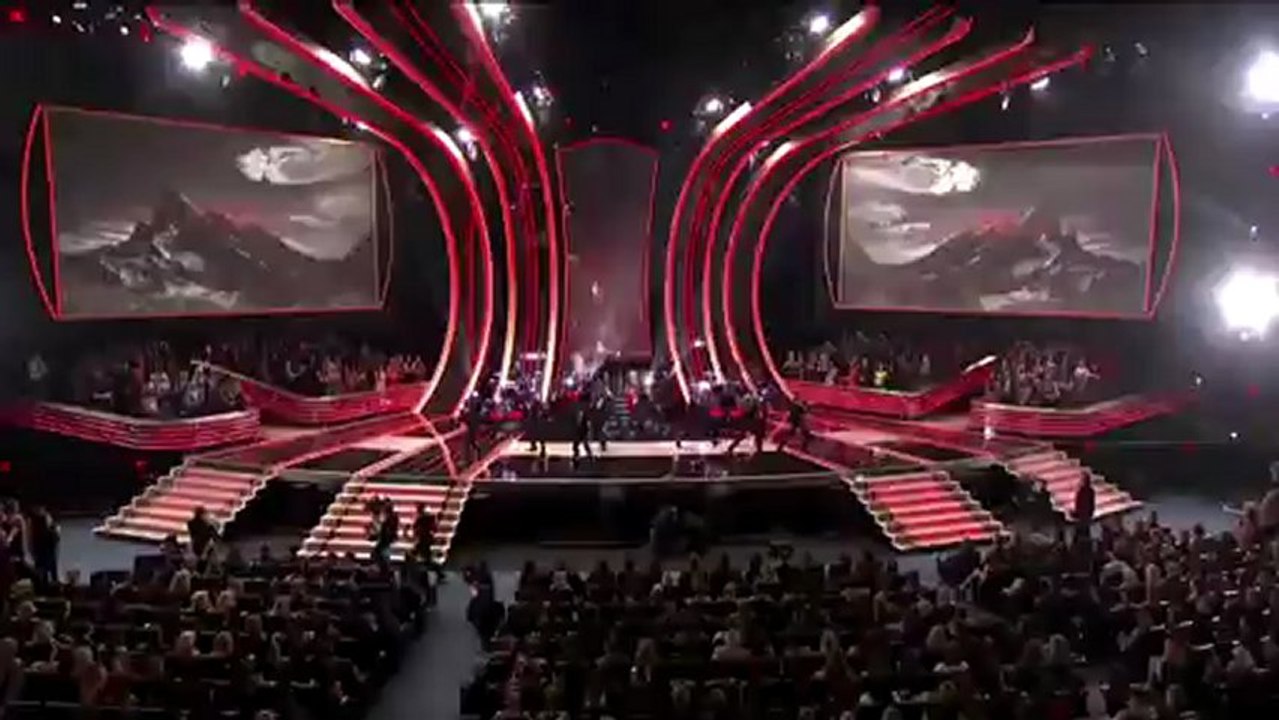 Alicia Keys - Brand New Me & New Day (People's Choice Awards 2013)